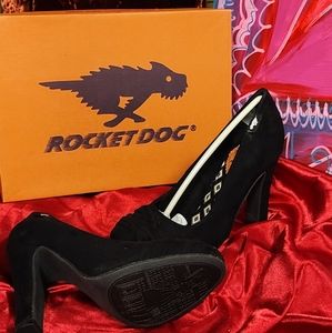 Rocket Dog black suede Mary Jane heels size 5.5